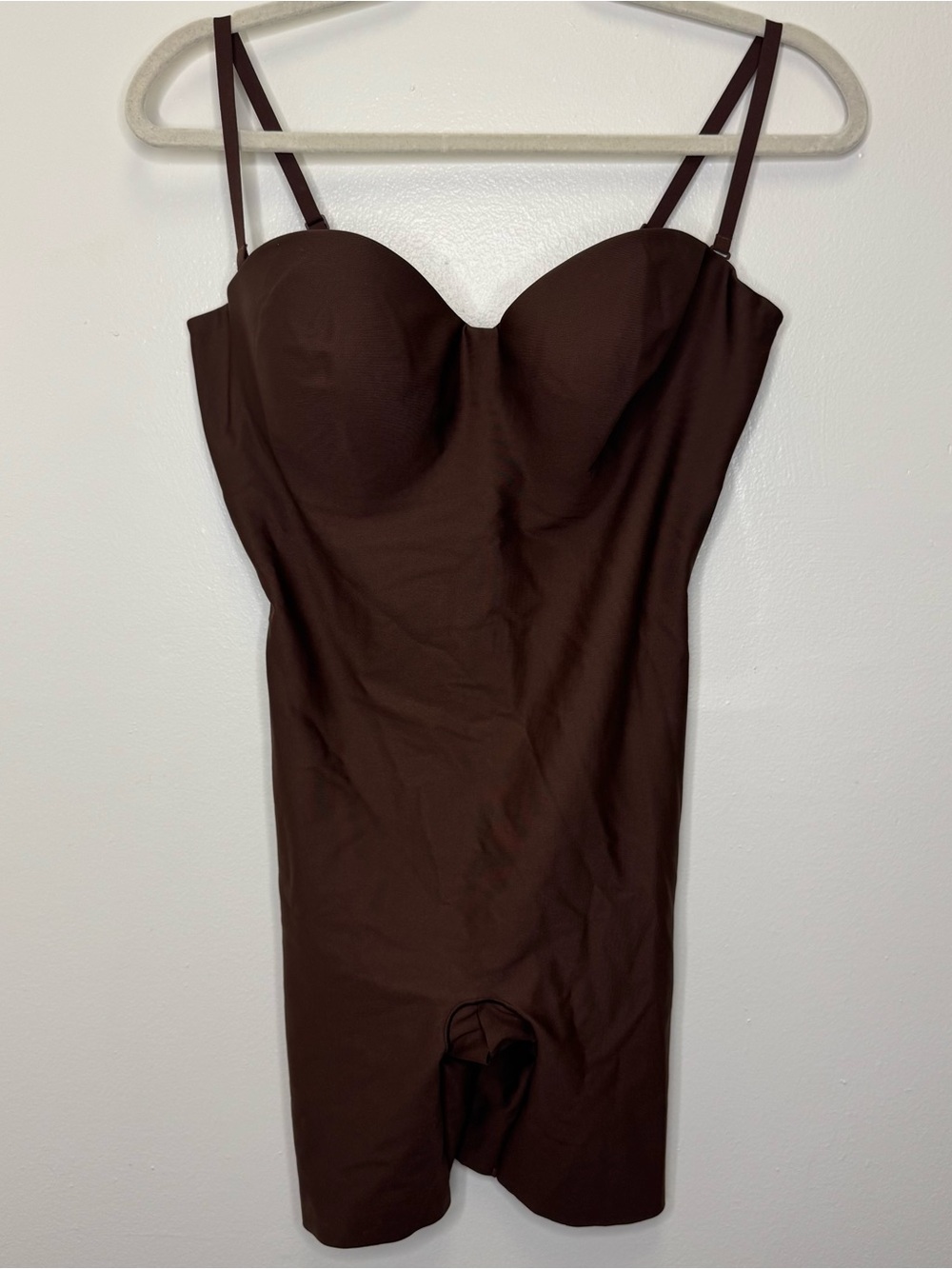Skims Mid Thigh Shapewear Bodysuit Large Brown